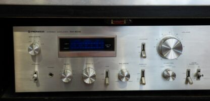 Ampli Pioneer SA 608